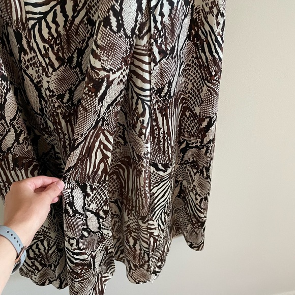 Aritzia Wilfred 100% Silk Slip Midi Skirt with Slit - Mixed Animal Print… - Picture 4 of 9